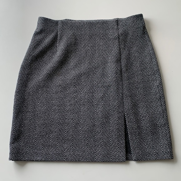 Dynamite - grey skirt - size XS - Picture 1 of 4
